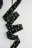 Bessie Pearl Binding Co. - 2.5" Bias Quilt Binding - Glow in the Dark Halloween