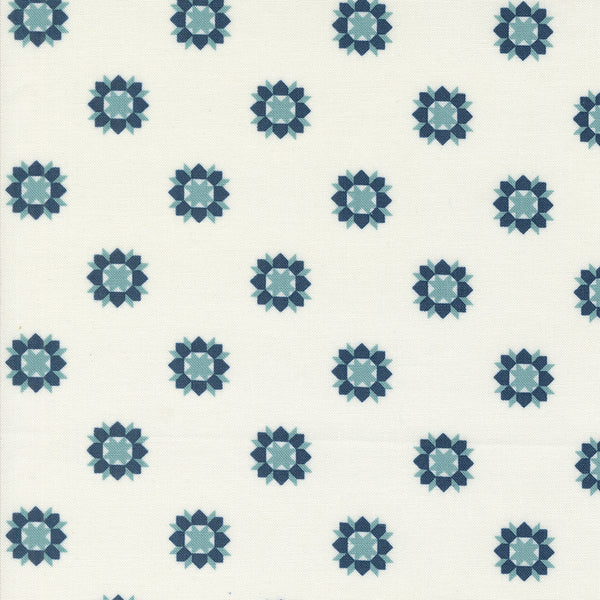 Moda - Rosemary Cottage - Swoon - Cream Sky Fabric