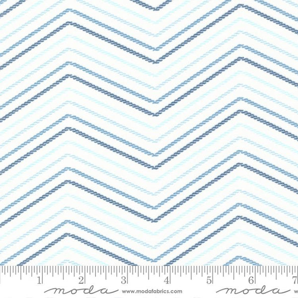 Moda - Lakeside Gatherings - Double Zig Zag Cloud Flannel Fabric