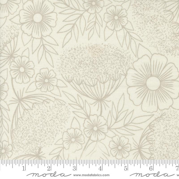 Moda - Field of Flowers - Queen Annes Lace Porcelain Fabric