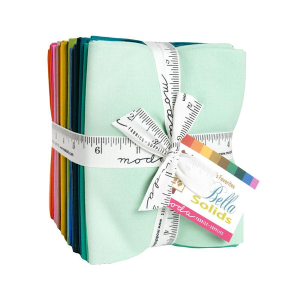 Moda - Bella Solids 2025 Elizabeth's Favorites Fat Quarter Bundle (25 FQ)